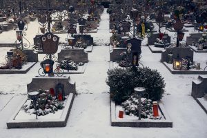 Alkbach church grave yard